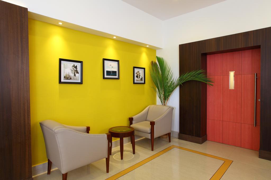 Hotel Luciya Palace Thrissur Esterno foto