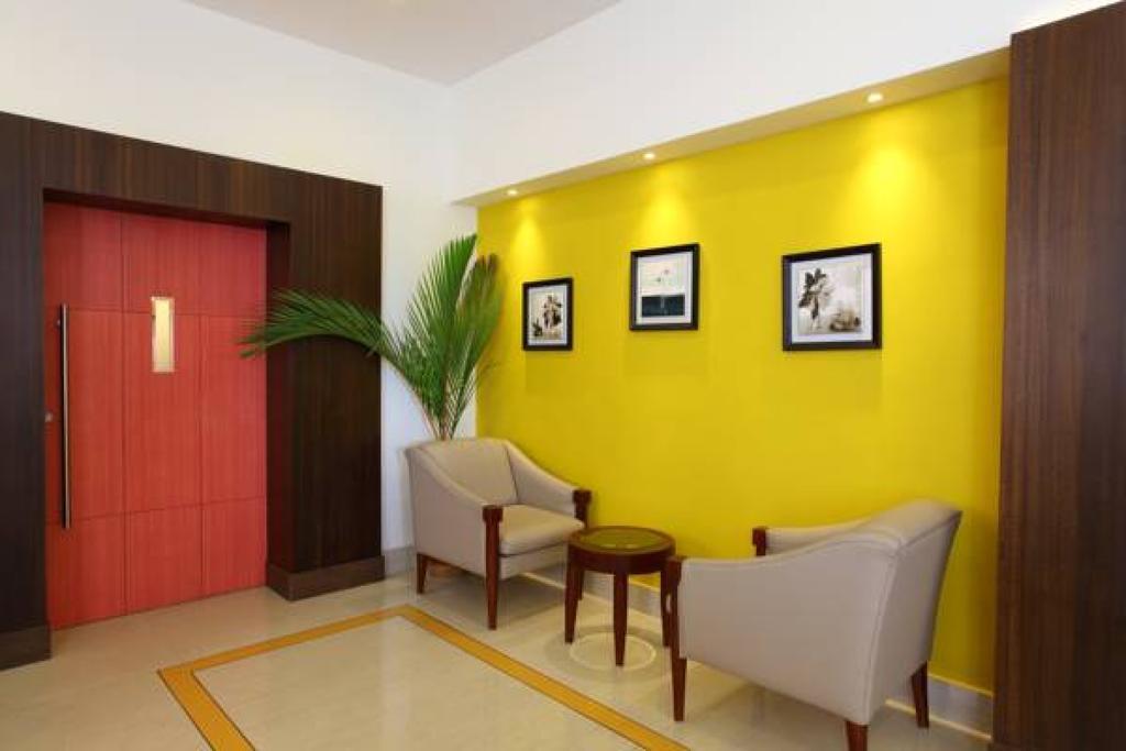 Hotel Luciya Palace Thrissur Esterno foto